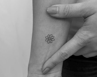 Gänseblümchen Handgelenk temporäres Tattoo (3er Set) / Minimalistisches Blumen Tattoo / Kleines Gänseblümchen / Einzigartige Haut Accessoires