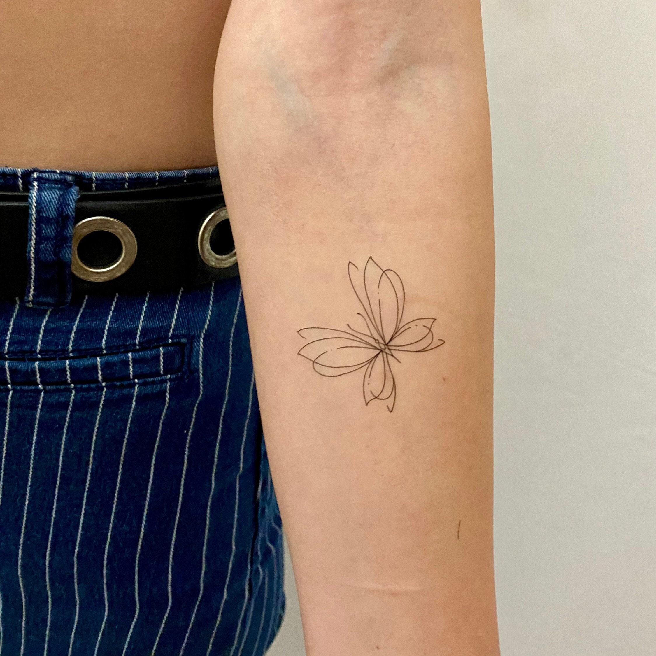 butterfly in Fineline Tattoos  Search in 13M Tattoos Now  Tattoodo