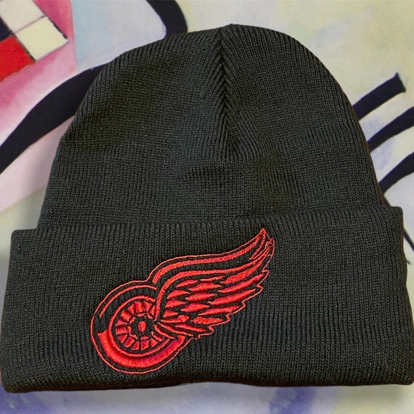 Gorro de punto bordado inspirado en Red Wings