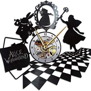 Alice in Wonderland Clock, Alice in Wonderland Vinyl Record Wall Clock, Alice in Wonderland Vinyl Clock, Vintage Gift, Gift for Kids