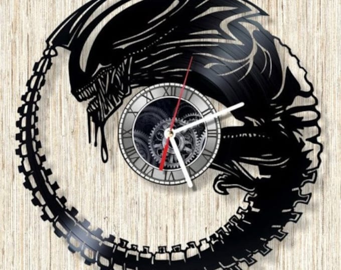 Design AVP - Horloge en vinyle Alien vs Predator Film décoration murale Idée cadeau Sci Fi Décoration murale Alien