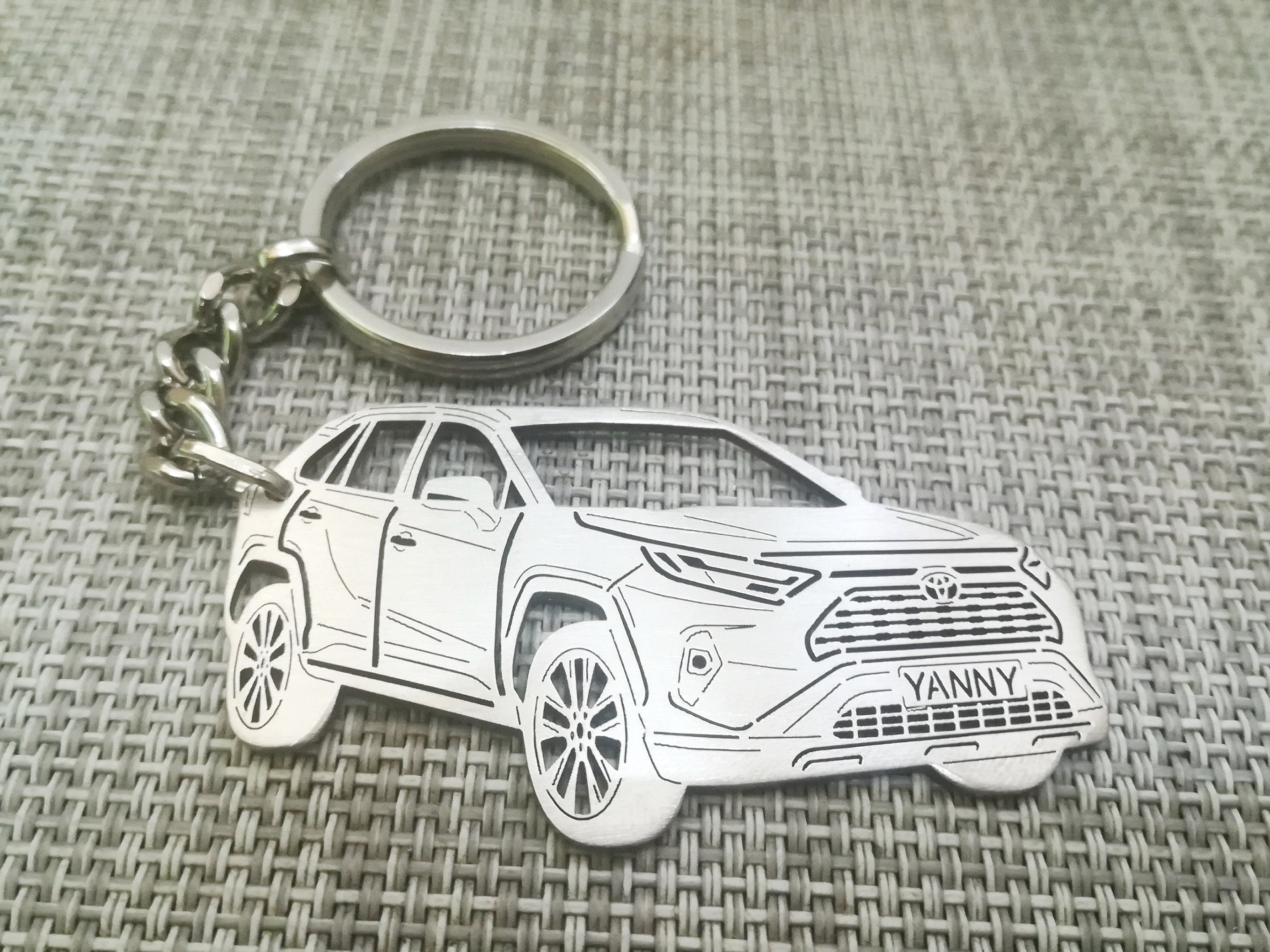 For Toyota Alloy Key Shell + Leather Rope Keychain 4pcs/set For Toyota 86,  Highlander Corolla, Tijuana Prado, Camry /RAV4 / Reiz 2/3/4 Keys Car Keys