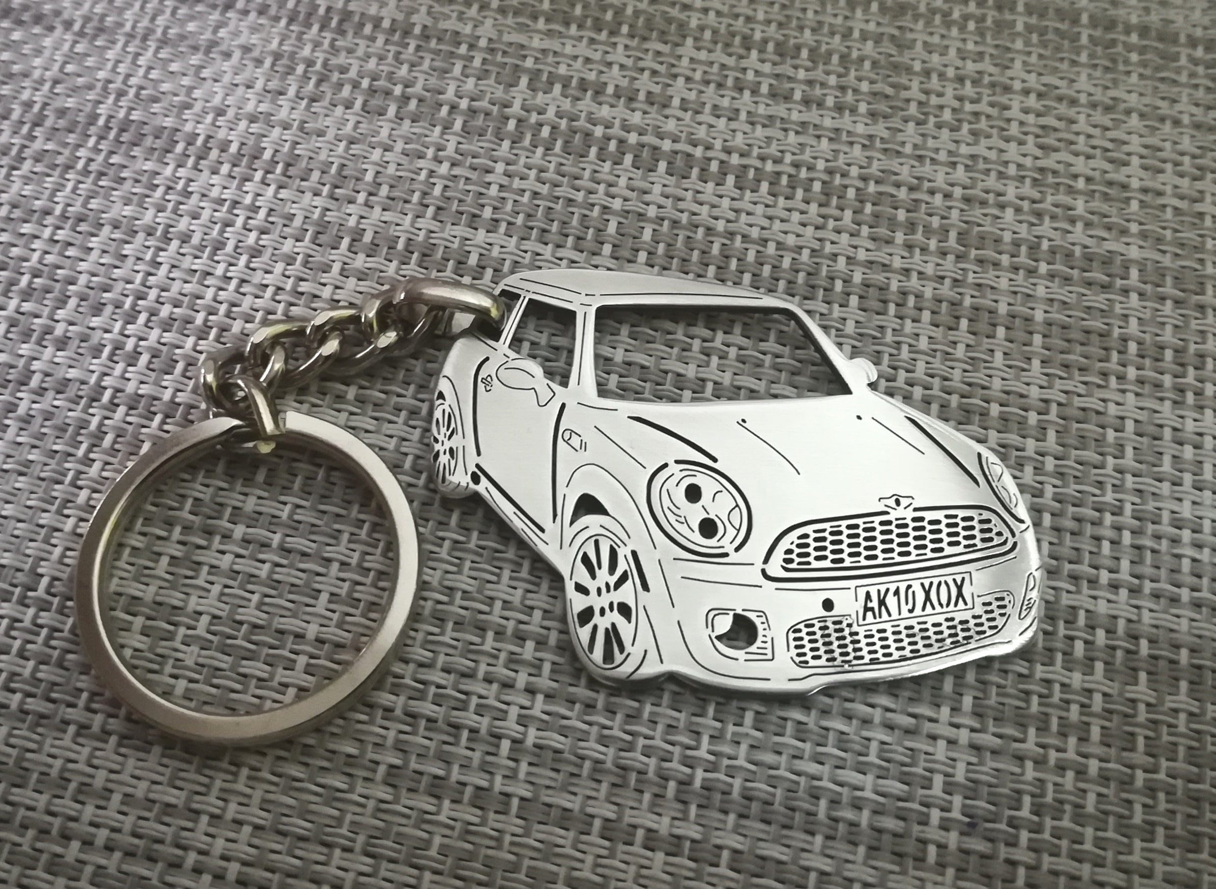 Mini Cooper Schlüsselanhänger, Auto Charm Schlüsselanhänger, Geschenk für  Fahrer, Laser geschnittenes Zubehör aus Edelstahl - .de