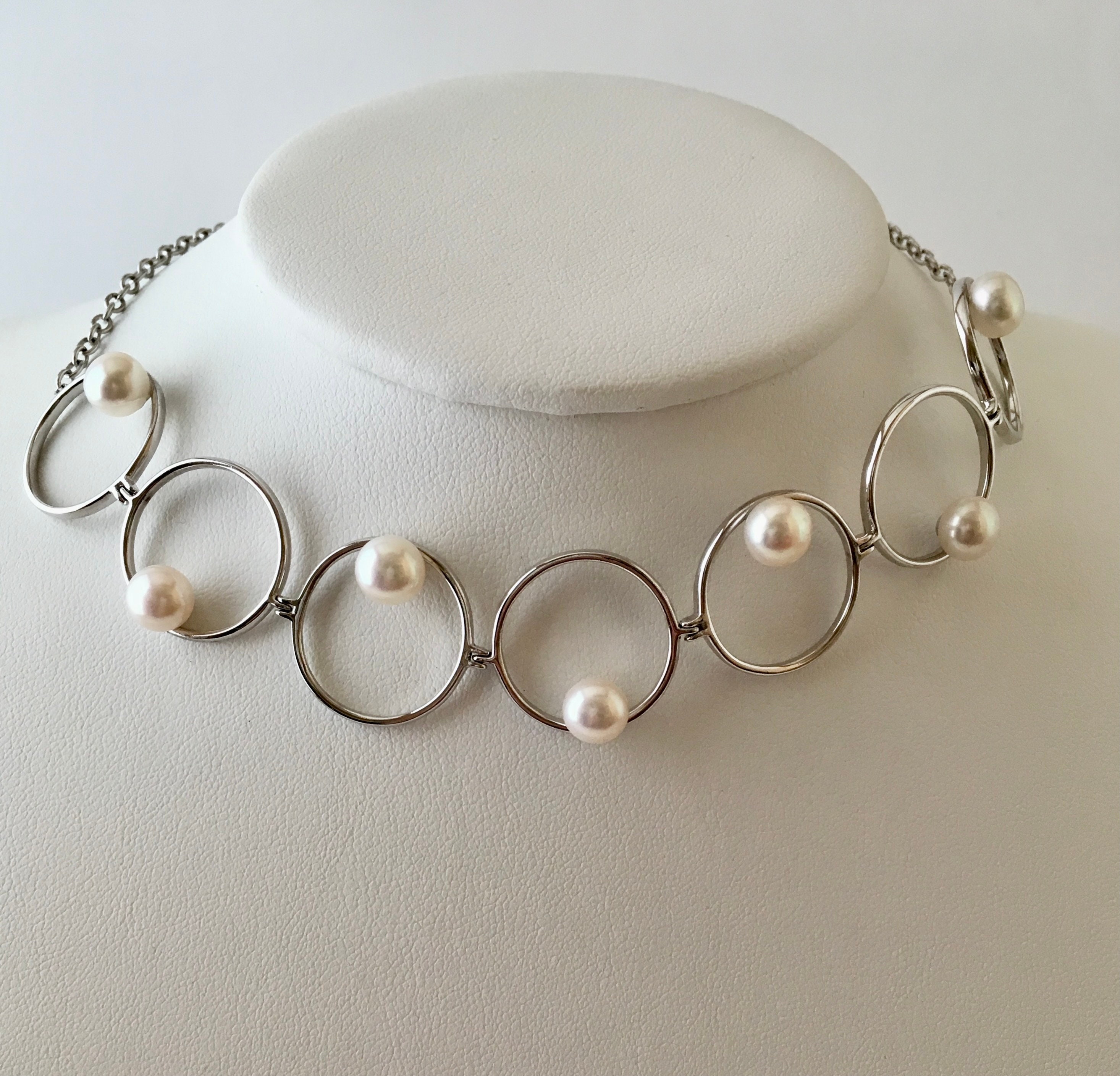 Pearl Choker Necklace Collar Necklace Vintage 1960 Style 
