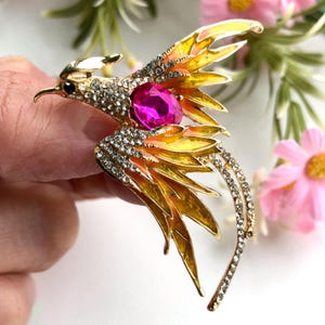 Sparkling Crystal Rhinestone Bird Pin - Vintage Style Brooch for Women - Beautiful Gift