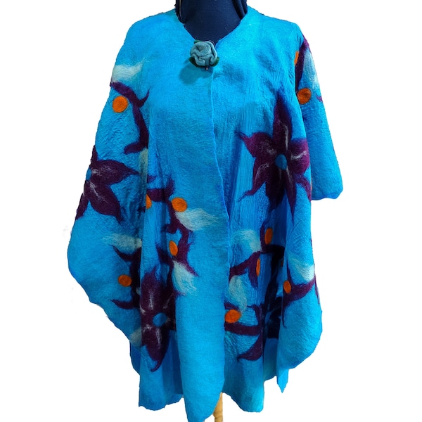 Blue Wool Poncho for Women with Felt Brooch, Felt Women Ruana, Large Hand Felted Shawl, Flower Felt Coat, Sleeveless Poncho Pullover