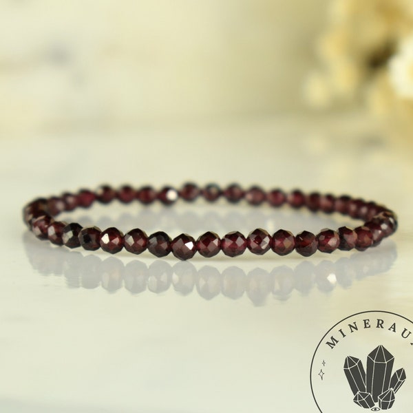 Armband mit rotem Almandin-Granat aus Mosambik, AAA-facettierte runde Perlen, 4 mm – Einweihung – Stimulation – Ausstrahlung