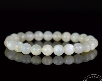 White Moonstone Bracelet 8mm round AA beads - Emotional balance - Liberation - Empathy - Femininity