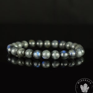 Black Labradorite Spectrolite bracelet AA 8mm round beads - Protection bracelet with indigo blue reflections