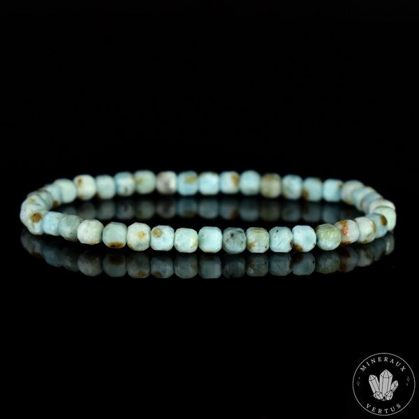 Bracelet Larimar perles 4.5mm carrées facettes régulières naturelles