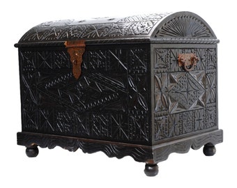 Moroccan chest | Carved wooden box | Wooden chest | Treasure chest | Antique chest | Vintage