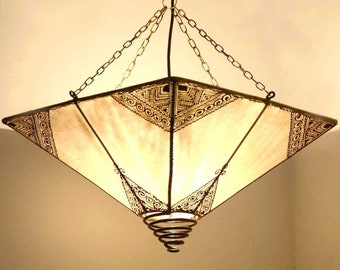 Moroccan lamp, handmade pendant lamp, ceiling lamp, hanging lamp, henna decor, vintage