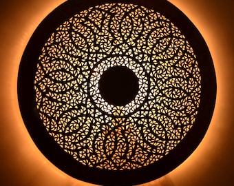 Marokkaanse messing wandlampen, oosterse wandlamp, wandverlichting, armatuur Ø 60 cm met lichteffect op de muur