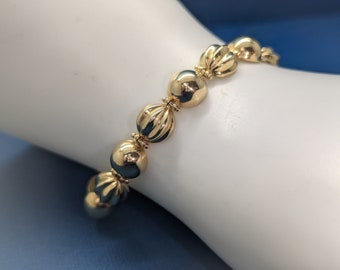 14K Yellow Gold Women's Bracelet - Half Round Shell Design