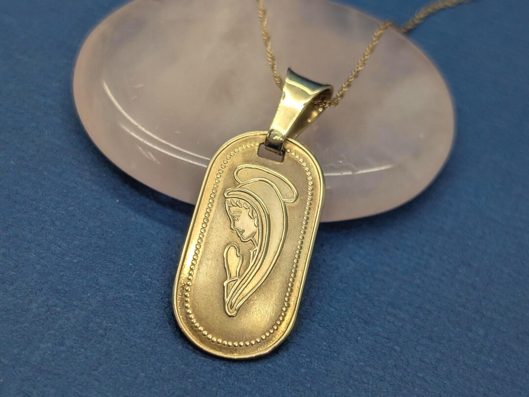 Flat Oval Virgin Mother Mary Pendant Charm - 14K Yellow Gold - Etsy