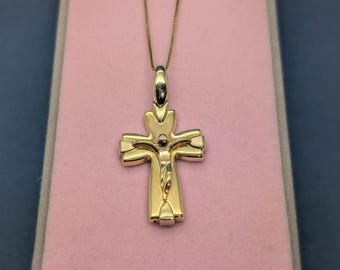 Vintage Italian ESSEMME 18K Yellow Gold Flowing Cross With Minimalist Jesus Pendant