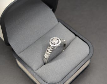 925 Sterling Silver Filigree & Halo Ring - 0.08Ct Natural Diamonds