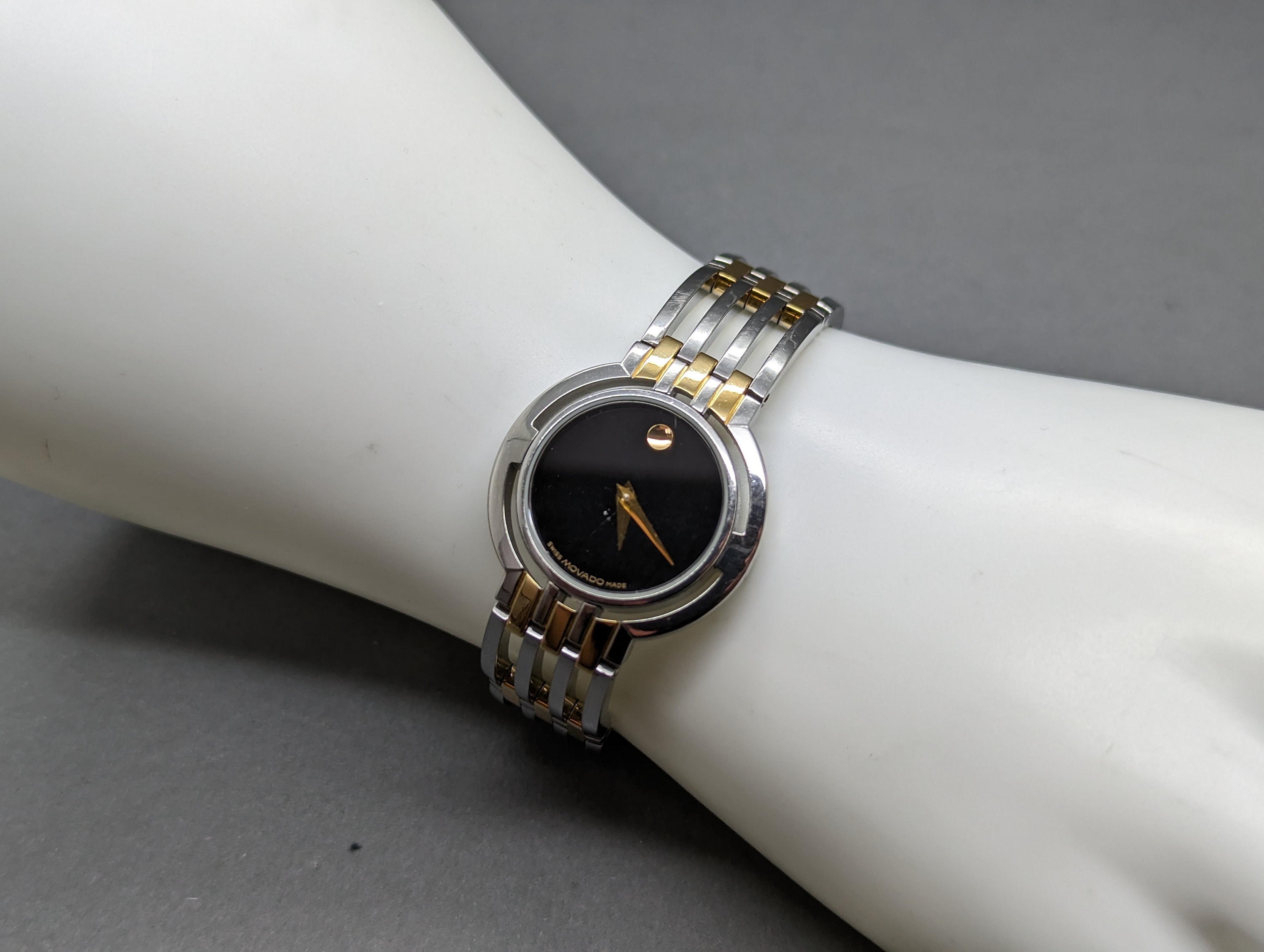 スイス名門ブランド!エレガント★MOVADO Esperanza レディース Vintage Movado Esperanza Women's Watch - 14K Gold Plated