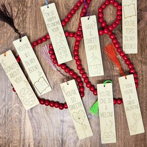 Valentine&#39;s Wooden Bookmark