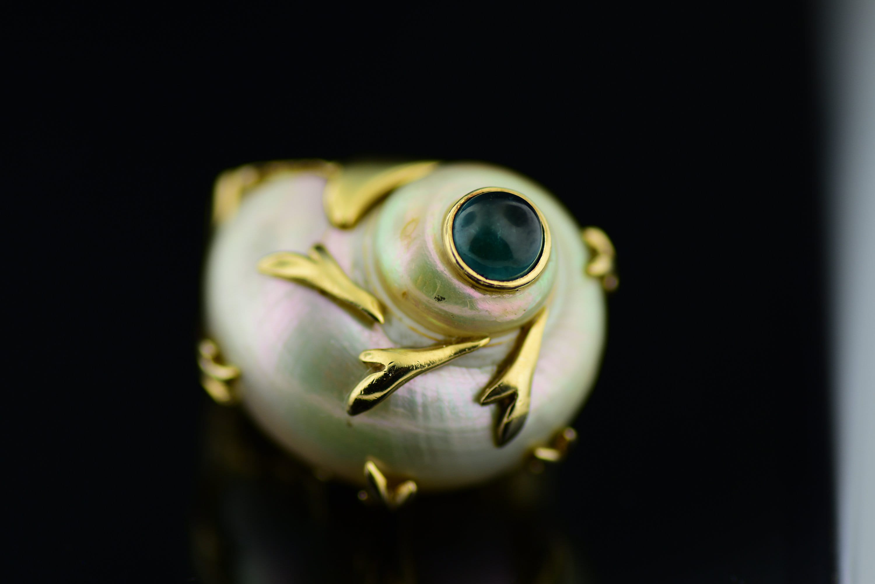 Unusual Turbo Pearl Shell Ring with Applied gold Custom Ring, Vintage 14k Yellow Gold Ring with Pearl Shell & Aquamarine Cabochon Size 5 3/4