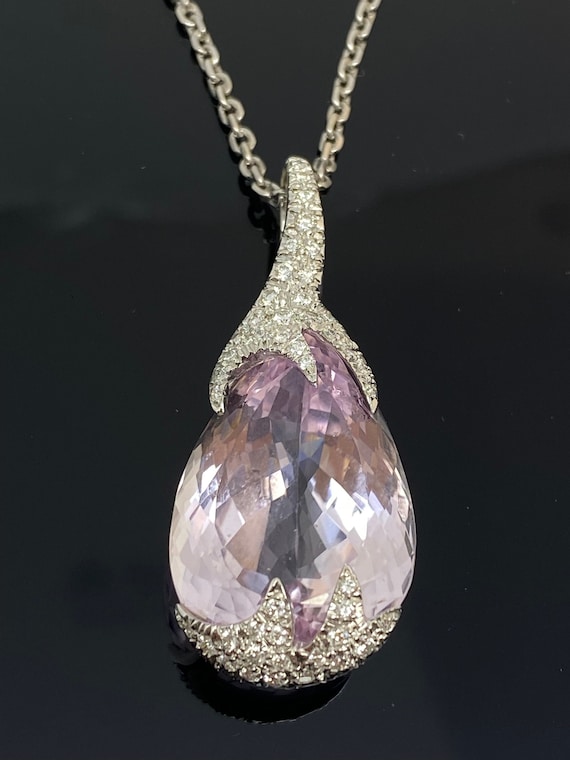 Exceptional 41 carat Kunzite 18k Pendant & Diamond