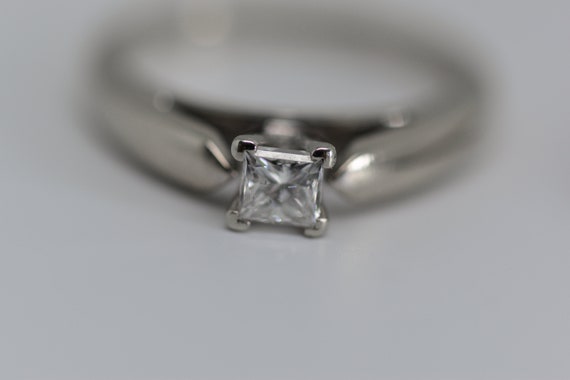 14k Diamond Solitaire Engagement Ring, Vintage Wh… - image 8