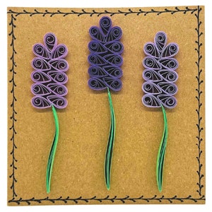 Scheda con disegno di pianta di lavanda - Viola, lilla e violetta - Pianta di erbe aromatiche - Scheda Quilled - Riciclata - Ecologica - Fatta a mano - Vuota all'interno