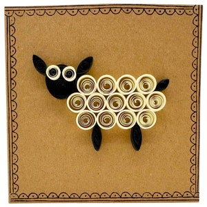 Quilled Sheep Card - Pecora bianca e nera - Design primaverile - Quilled Card - Riciclata - Ecologica - Fatta a mano - Interno vuoto