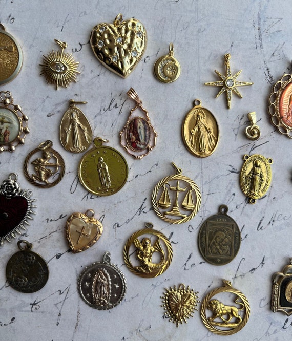 Lovely Antique Vintage Golden Charms choose from … - image 4