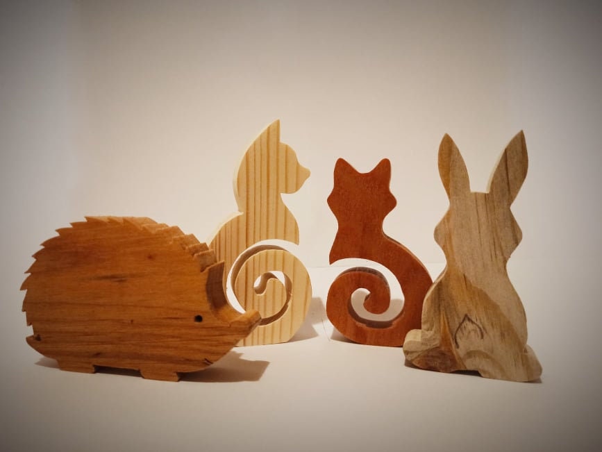 Animal Décoratif en Bois Massif