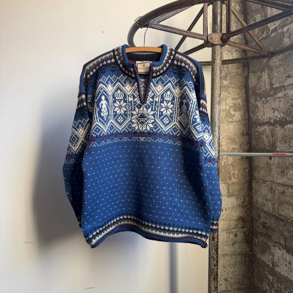 Vintage Dale of Norway Blue Fair Isle Wool Pullov… - image 1