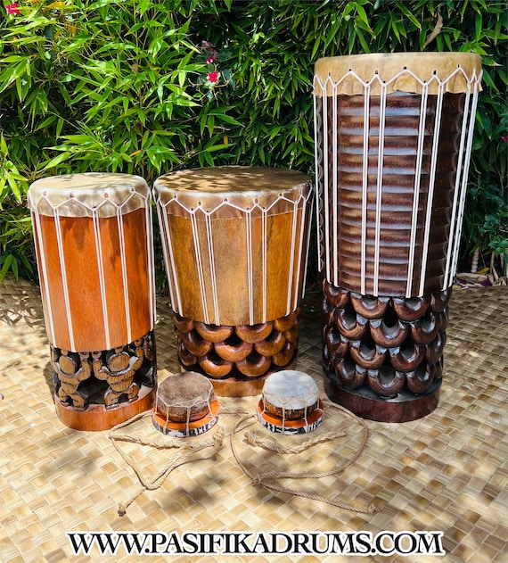 ハワイのパフドラムとプニウ - Etsy 日本