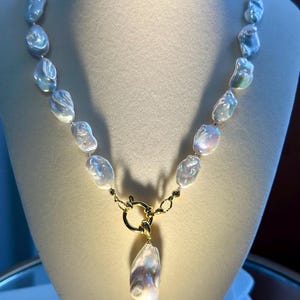 Keshi Pearl necklace, unique pearl necklace, 14K gold filled baroque drop pearl necklace, freshwater Japanese Keshi Pearl necklace