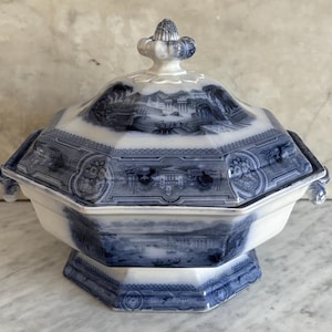 Staffordshire Navy Blue Transferware Covered Serving Dish, c.1850
