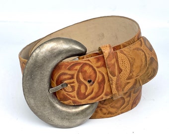 Cognac Floral Embossed Contoured 2" Leather Belt Size Small SAMPLE