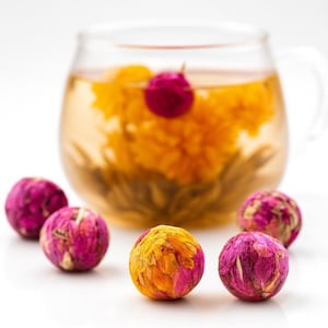 Handcrafted Blooming Tea Bombs Herbal Gift Set Flower Tea for Relaxation