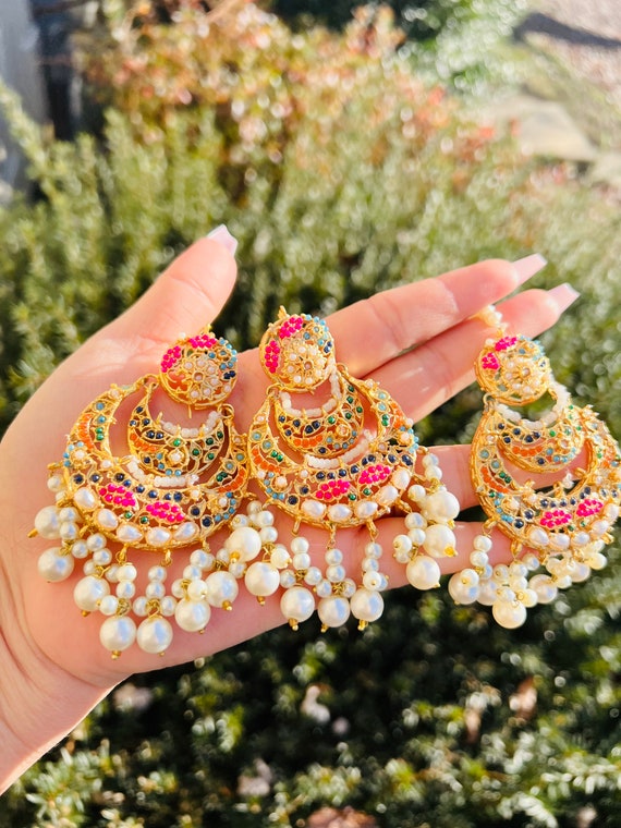 Makhan Gold Plated with Stunning Matte Finish Traditional Big Kundan & Faux  Pearl Bridal Chandbali Earrings with Maang Tikka Set for Women/Girls Gold