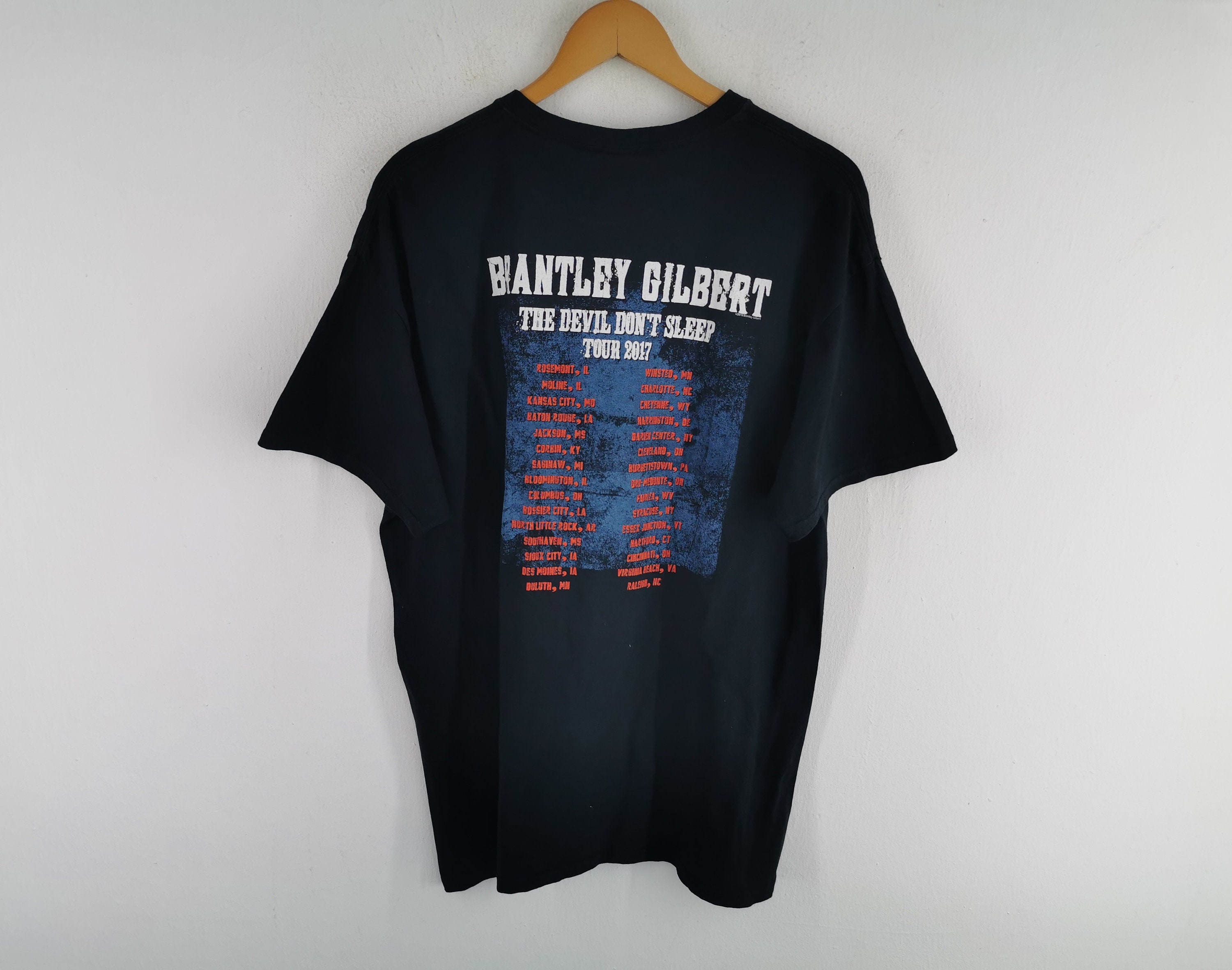 Discover Brantley Gilbert Shirt Vintage Brantley Gilbert American Country Rock Singer T Shirt Size XL