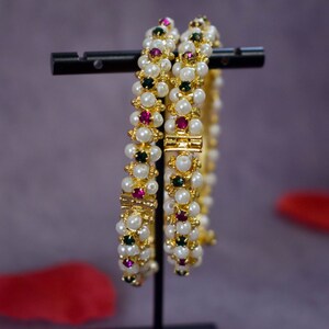 Set of 2 Indian Traditional Golden Stone Bangles/ Maharastrian Moti ...