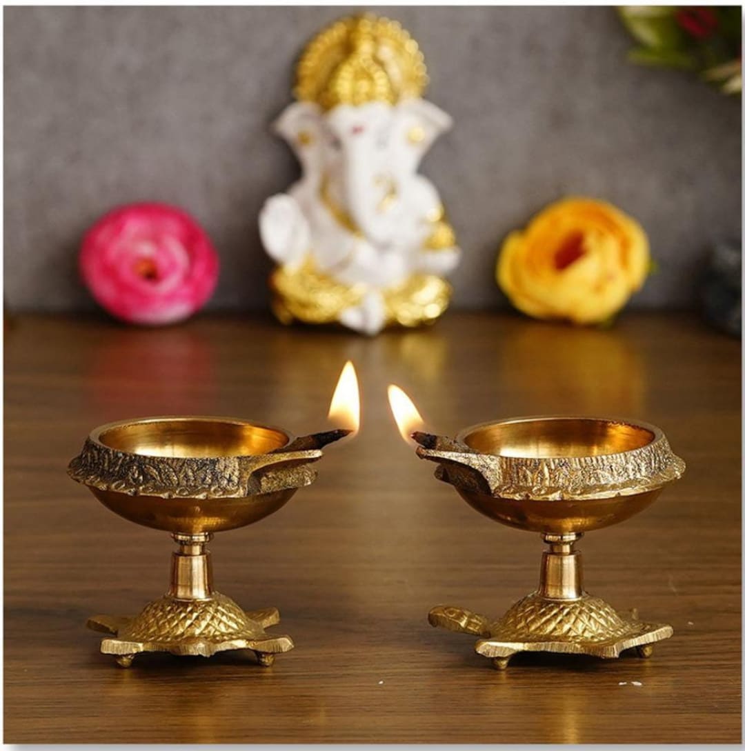 Indian Puja Brass Oil Lamp diya With Stand/turtle Diya/ Kuber Diya