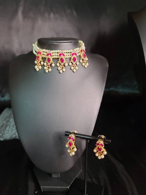 Chinchpeti necklace shop designs