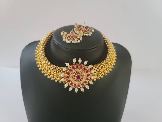 thushi earrings | Gold earrings designs, Gold earrings, Designer earrings