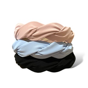 Handmade Braided Headband: Classic Women&#39;s Hair Accessory