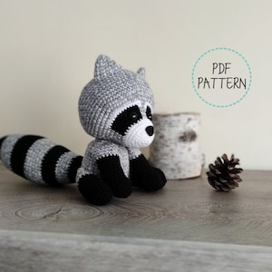 Scraps the Raccoon (Amigurumi Crochet PDF PATTERN - ENGLISH)