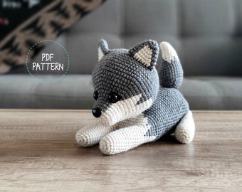 Howl the Wolf (Amigurumi Crochet PDF PATTERN - ENGLISH)