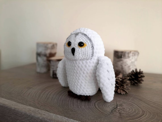 Round Snowy Owl Bag Charm, Animal Keychain