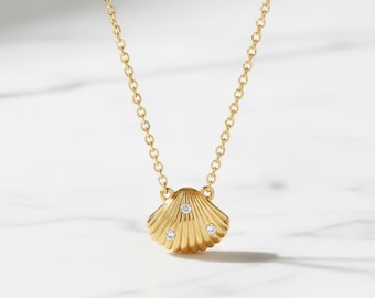 Sea Shell Necklace In Yellow Gold, Nautical Seashell Pendant, Beach Inspired Shell Necklace, Women's Ocean Jewelry, Summer Jewelry Gift