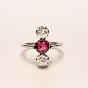 Vintage Style Three Stone Ring, Ruby Round & Old European Cut CZ Stone Minimalist Ring, Trilogy Gemstone Ring, Silver-Gold Engagement Ring