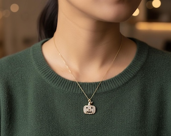 Lindo collar de calabaza, joyería de Halloween para mujer, collar con colgante de otoño, delicado dije de calabaza dorado, regalo de temporada espeluznante para ella