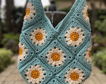 Crochet Granny Square Daisy Tote